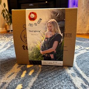 Tula Free-to-Grow Carrier in Black and Camouflage